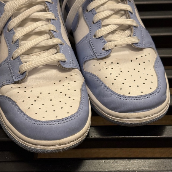 Nike Dunk High Sneakers in Pastel Blue and White - Picture 7 of 8
